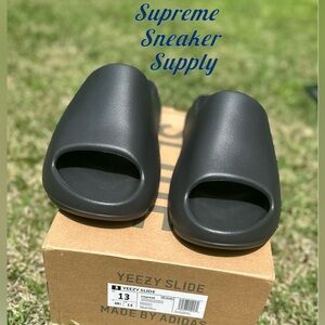 adidas Yeezy slide onyx size 13